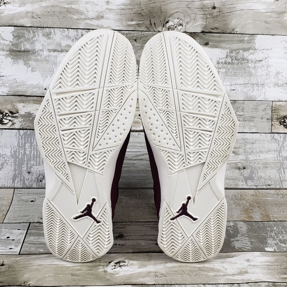 Jordan True Flight Mens Basketball Shoe Red Maroon - Picture 8 of 8